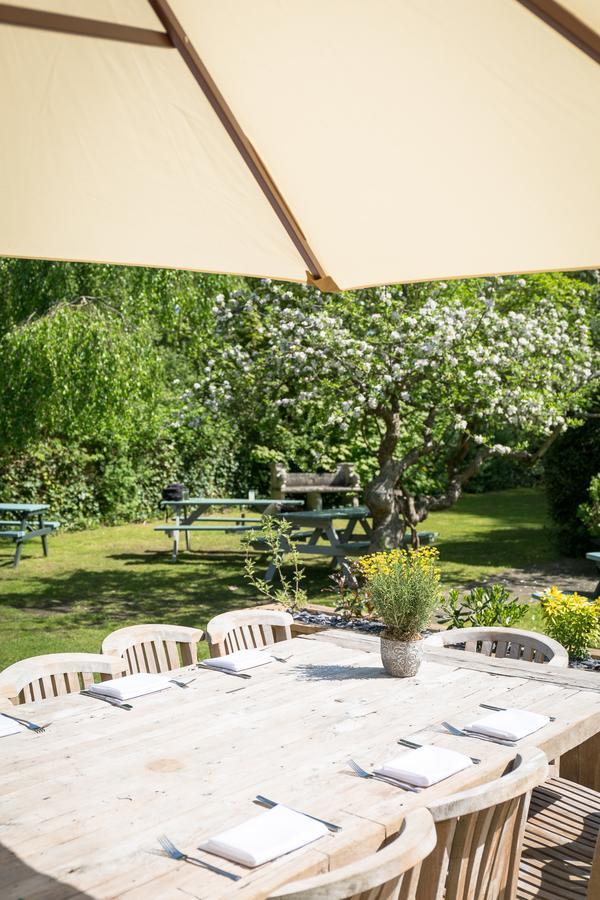 The Dundas Arms Kintbury Exterior photo