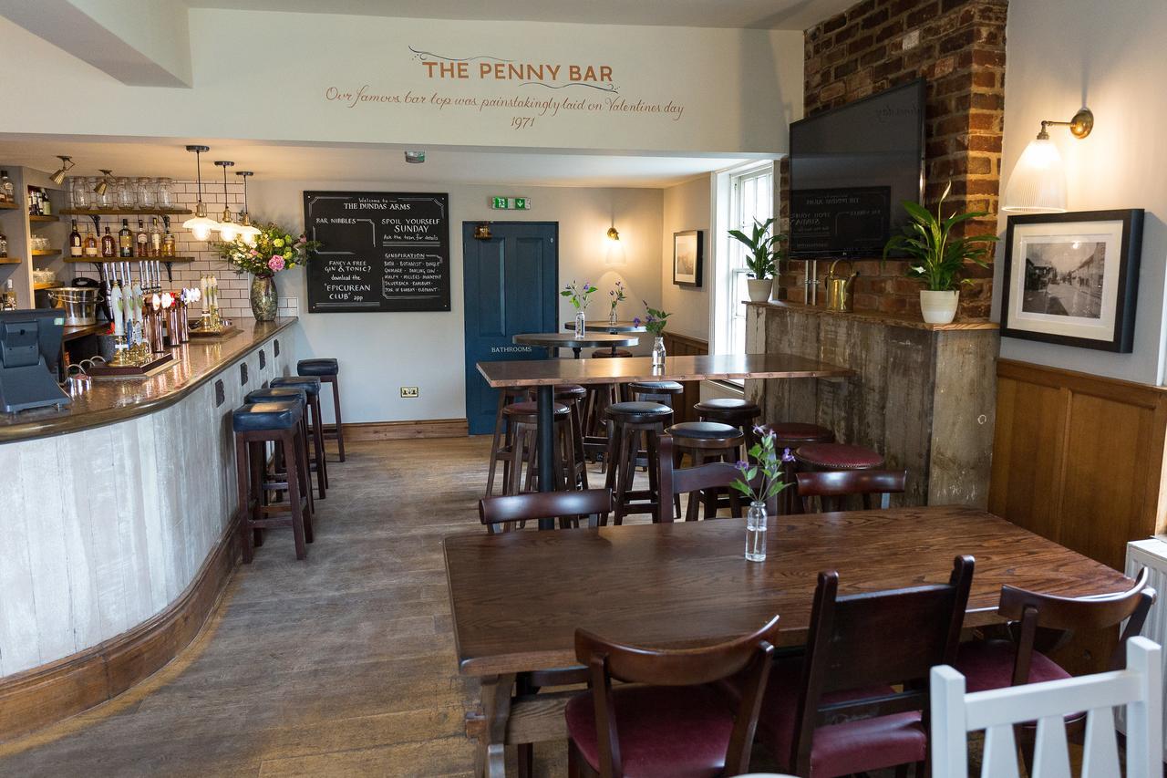 The Dundas Arms Kintbury Exterior photo