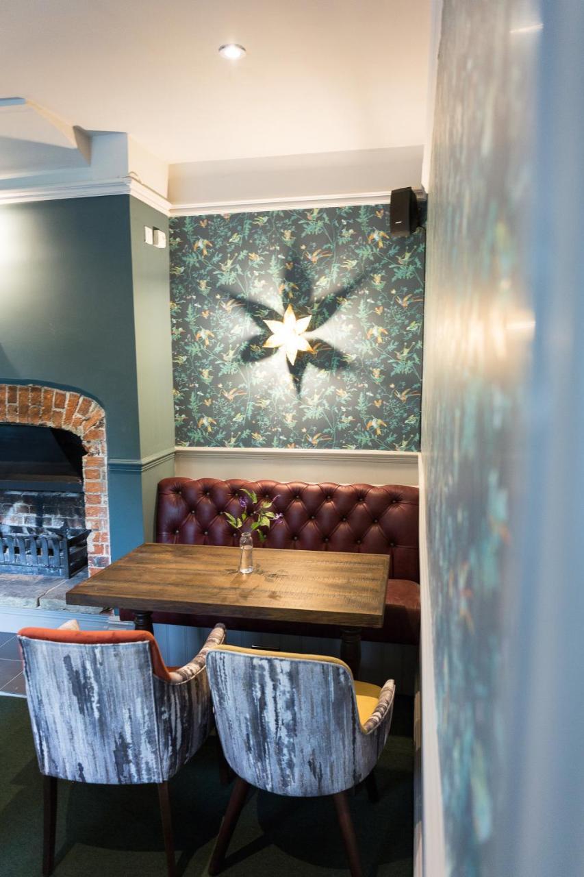 The Dundas Arms Kintbury Exterior photo