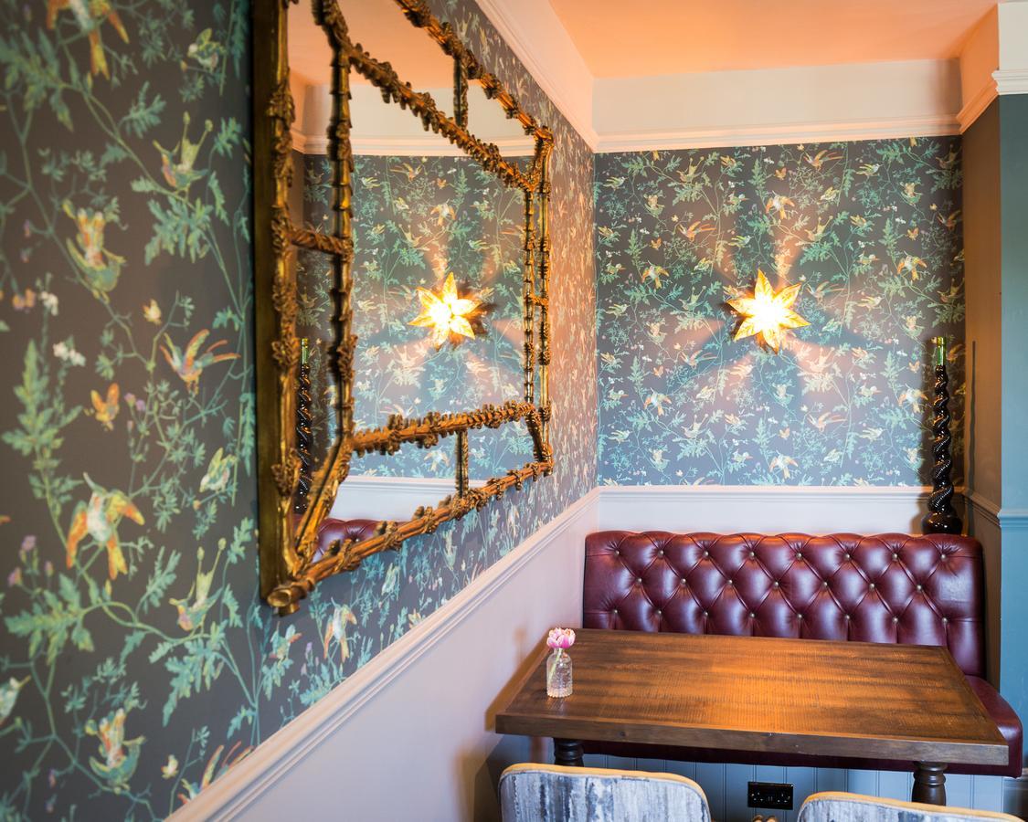 The Dundas Arms Kintbury Exterior photo